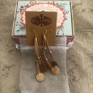 New earrings Plunder